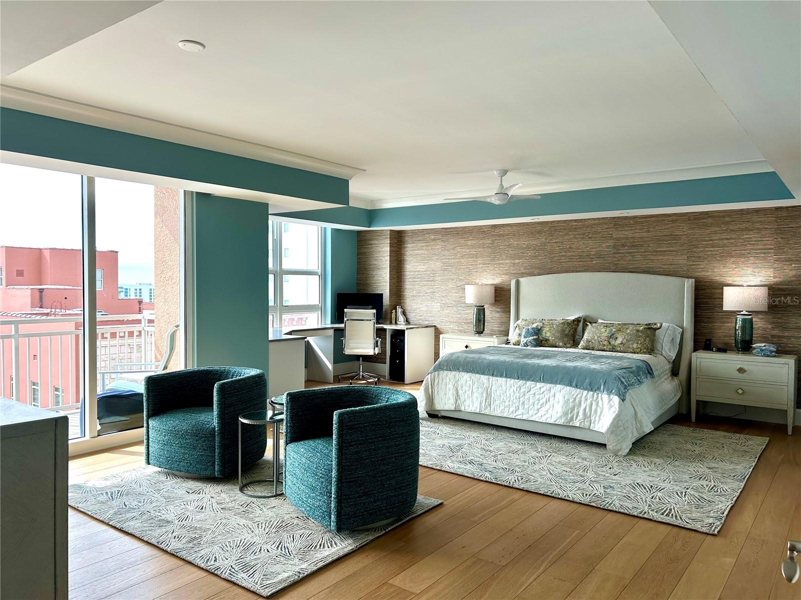 1350 MAIN RESIDENTIAL - Residential Lease