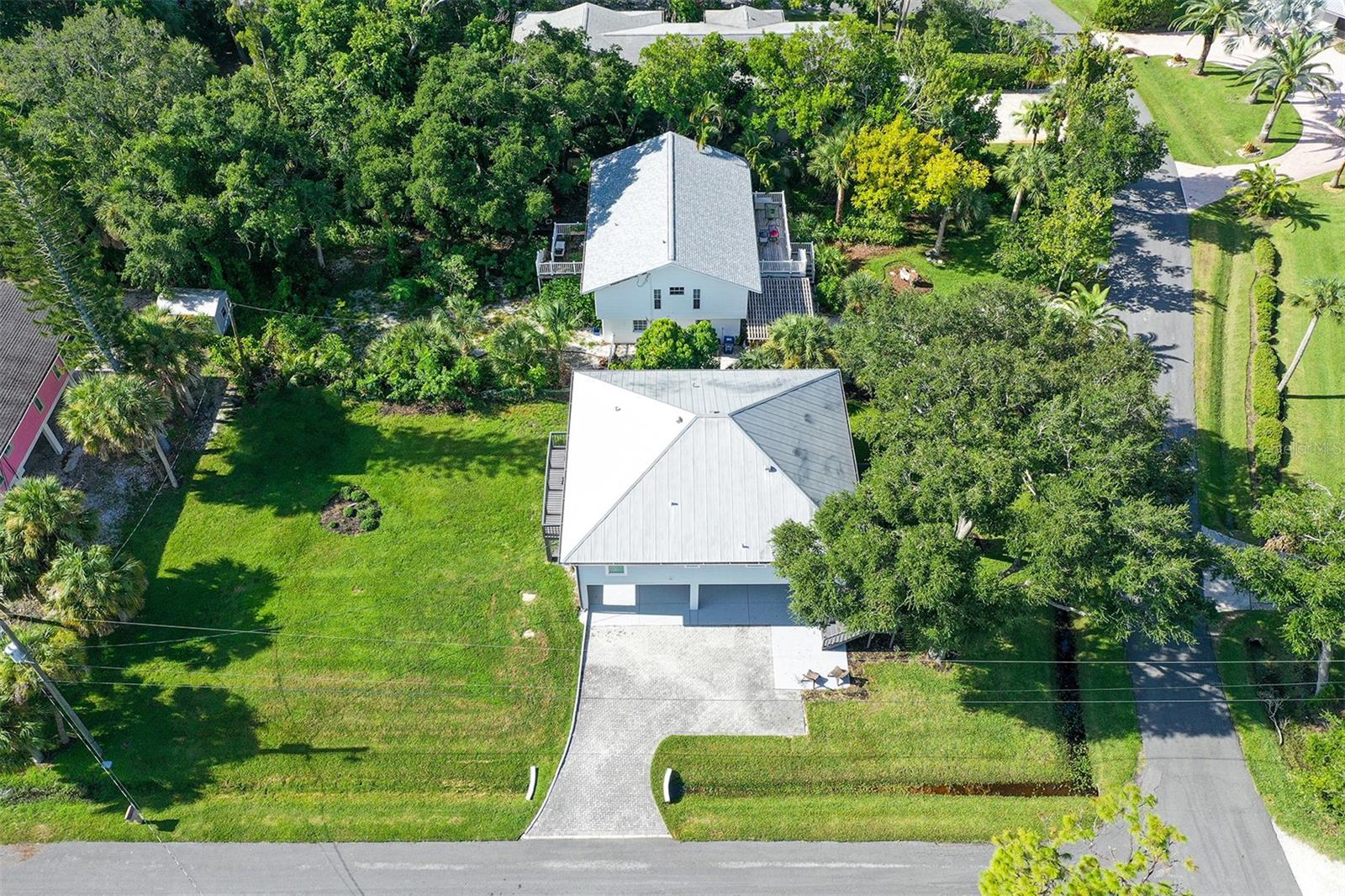 Photo 58 of 64 of 216 SHORELAND DRIVE house