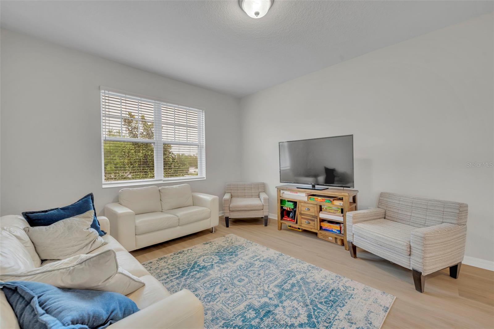 AULINS LANDING AT OVIEDO-PHASE 1 - Residential