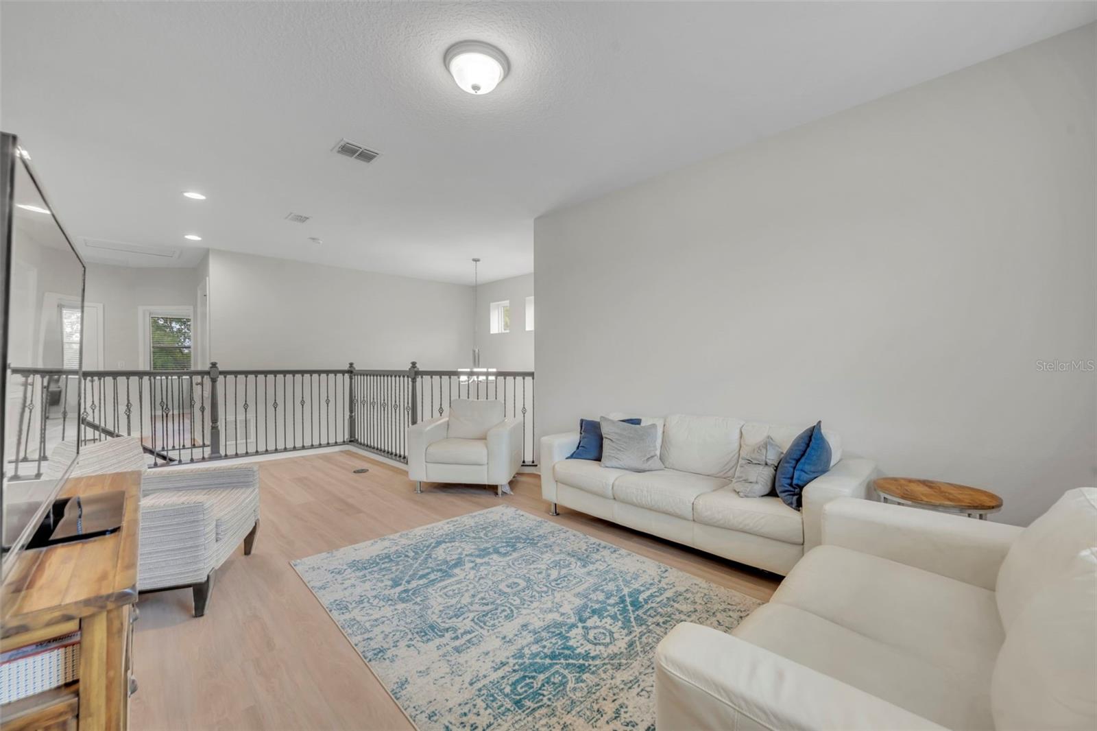 AULINS LANDING AT OVIEDO-PHASE 1 - Residential