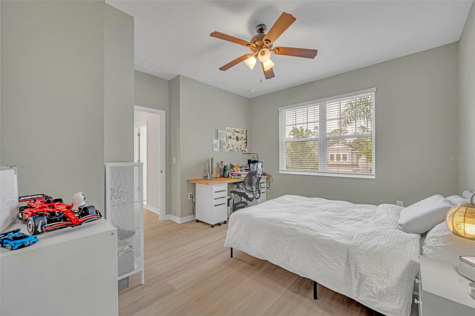 AULINS LANDING AT OVIEDO-PHASE 1 - Residential