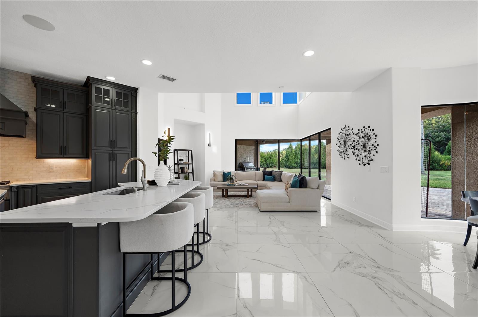 STEEPLECHASE - Residential