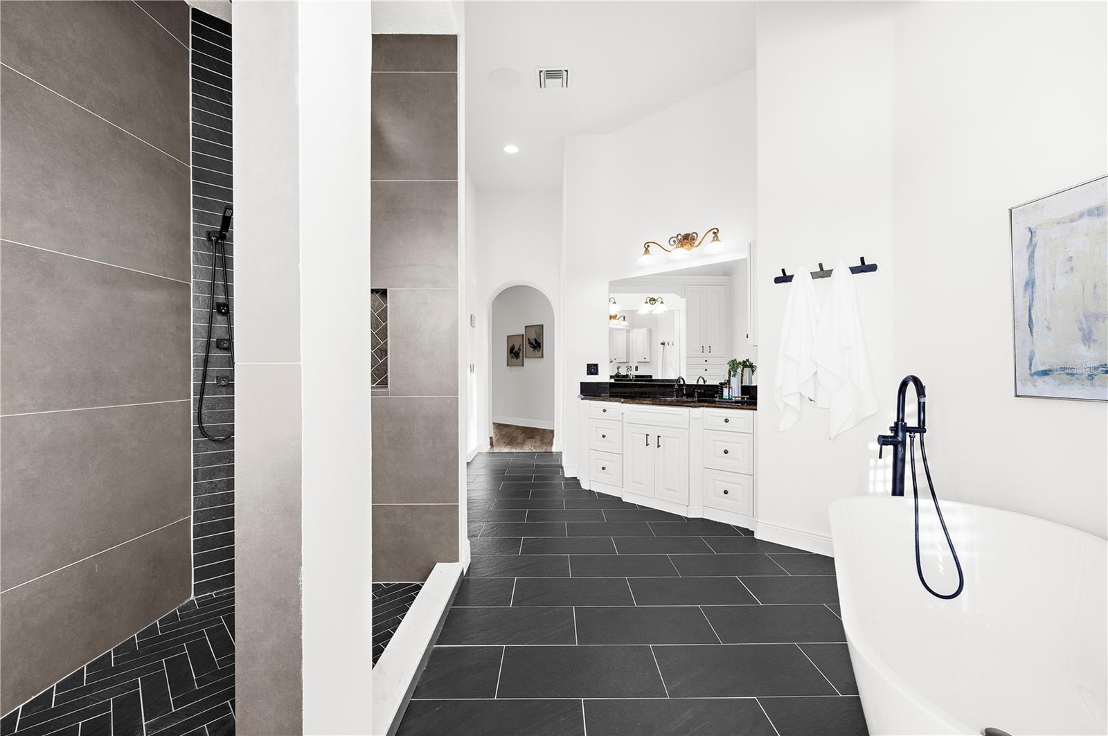 STEEPLECHASE - Residential