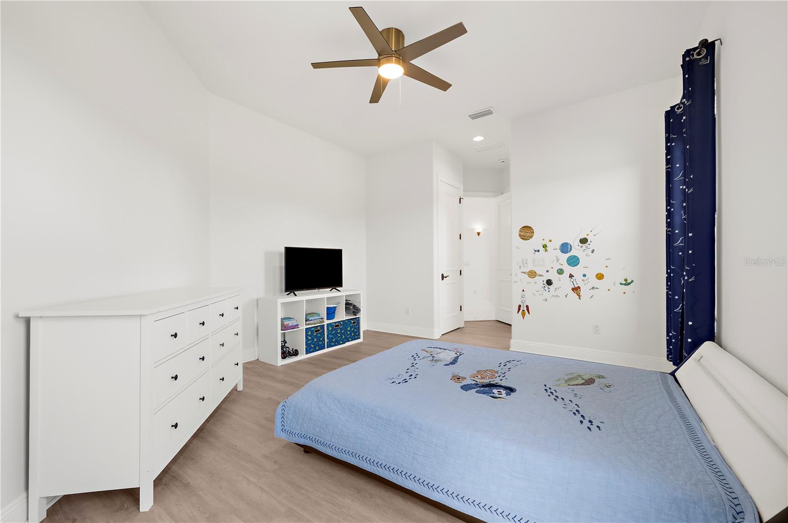 STEEPLECHASE - Residential