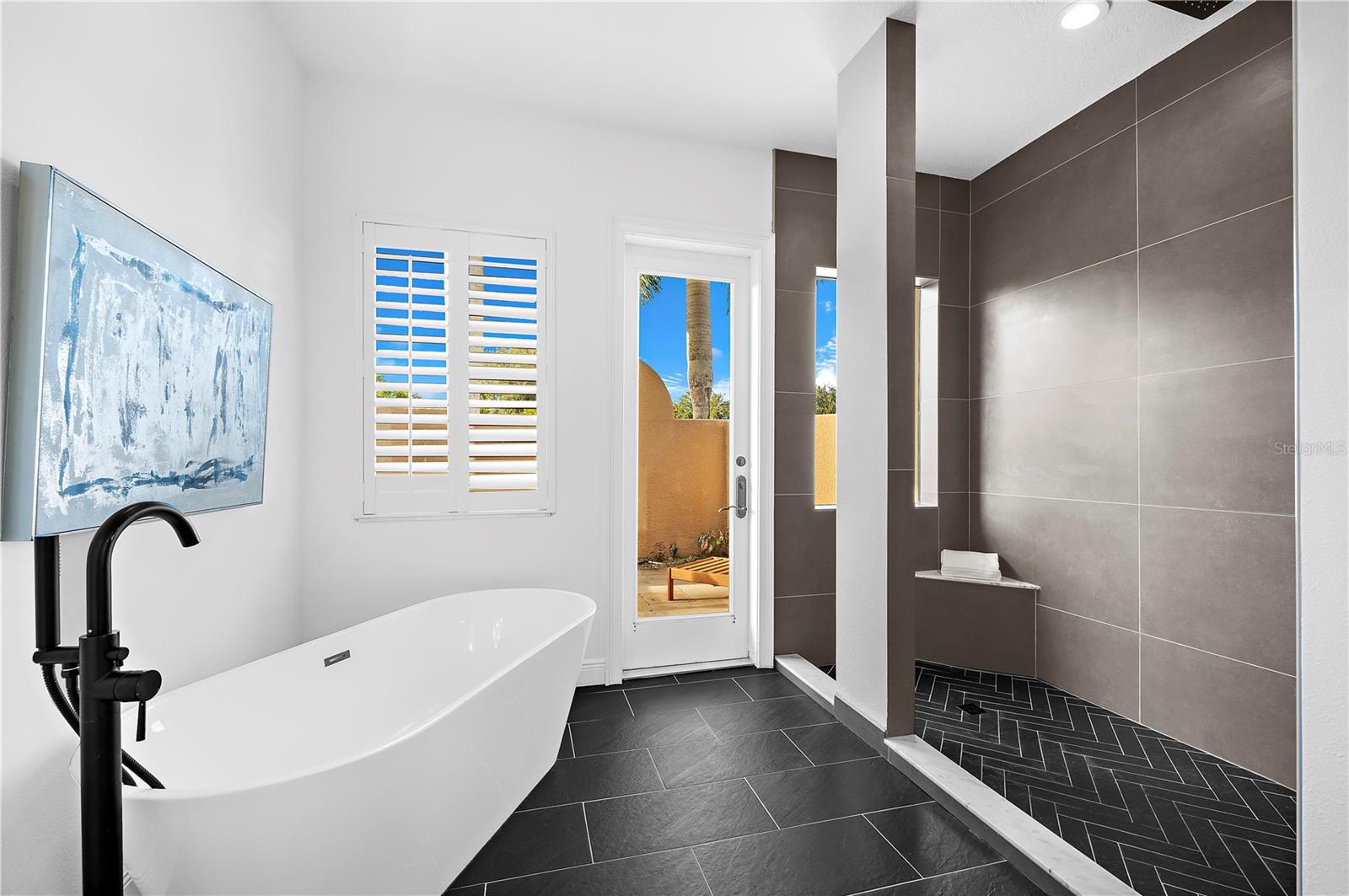 STEEPLECHASE - Residential