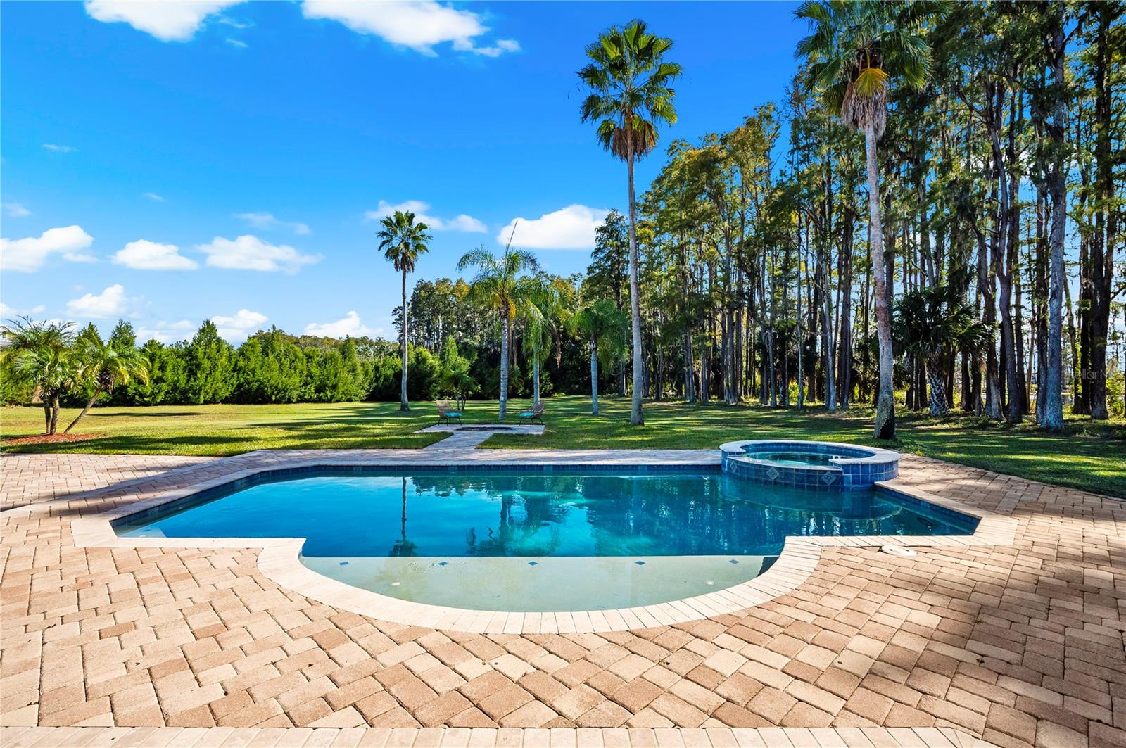 STEEPLECHASE - Residential