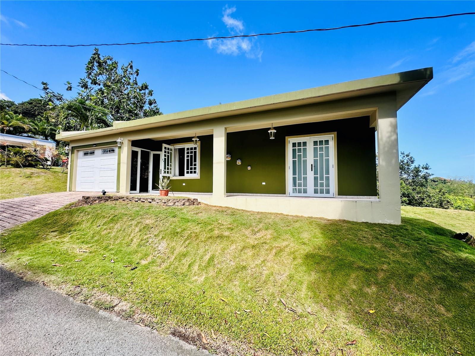 Lote 5 CANDELERO ARRIBA