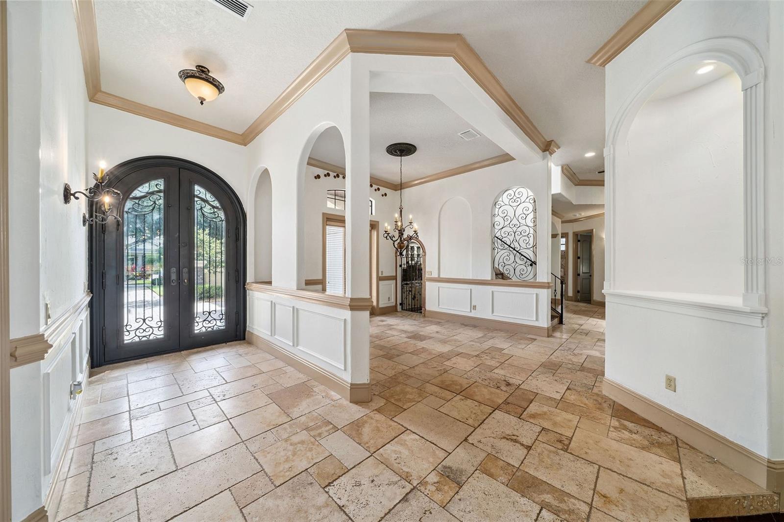8402 LAKE BURDEN CIRCLE