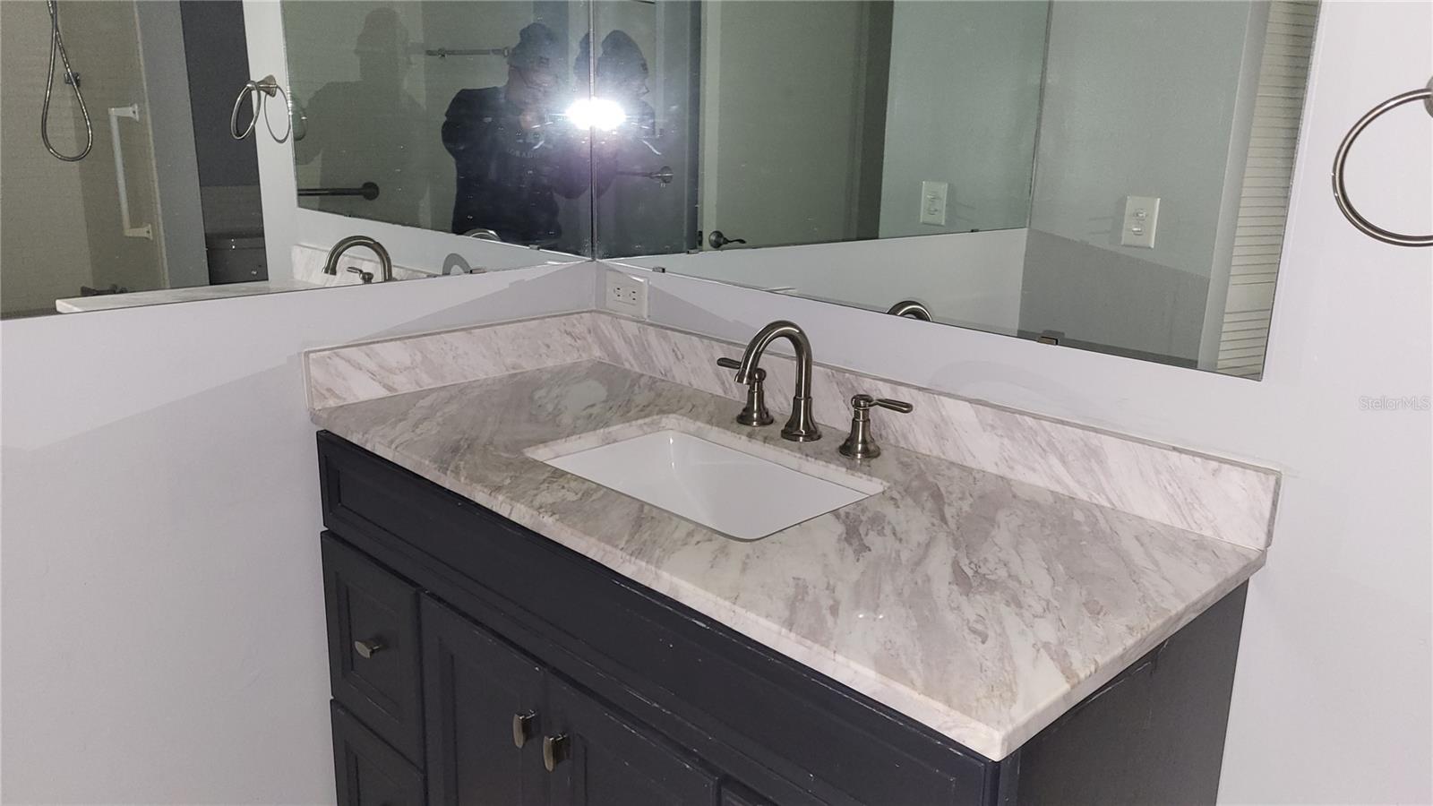 IMPERIAL COVE 5 - Residential