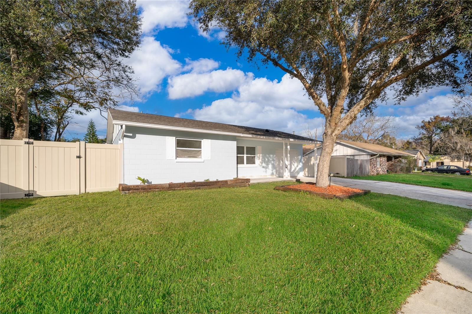 COUNTRY CLUB HEIGHTS UNIT 1 - Residential