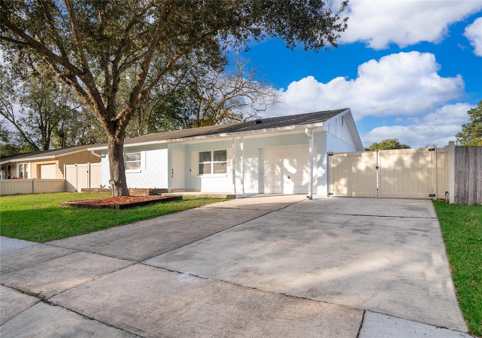 COUNTRY CLUB HEIGHTS UNIT 1 - Residential