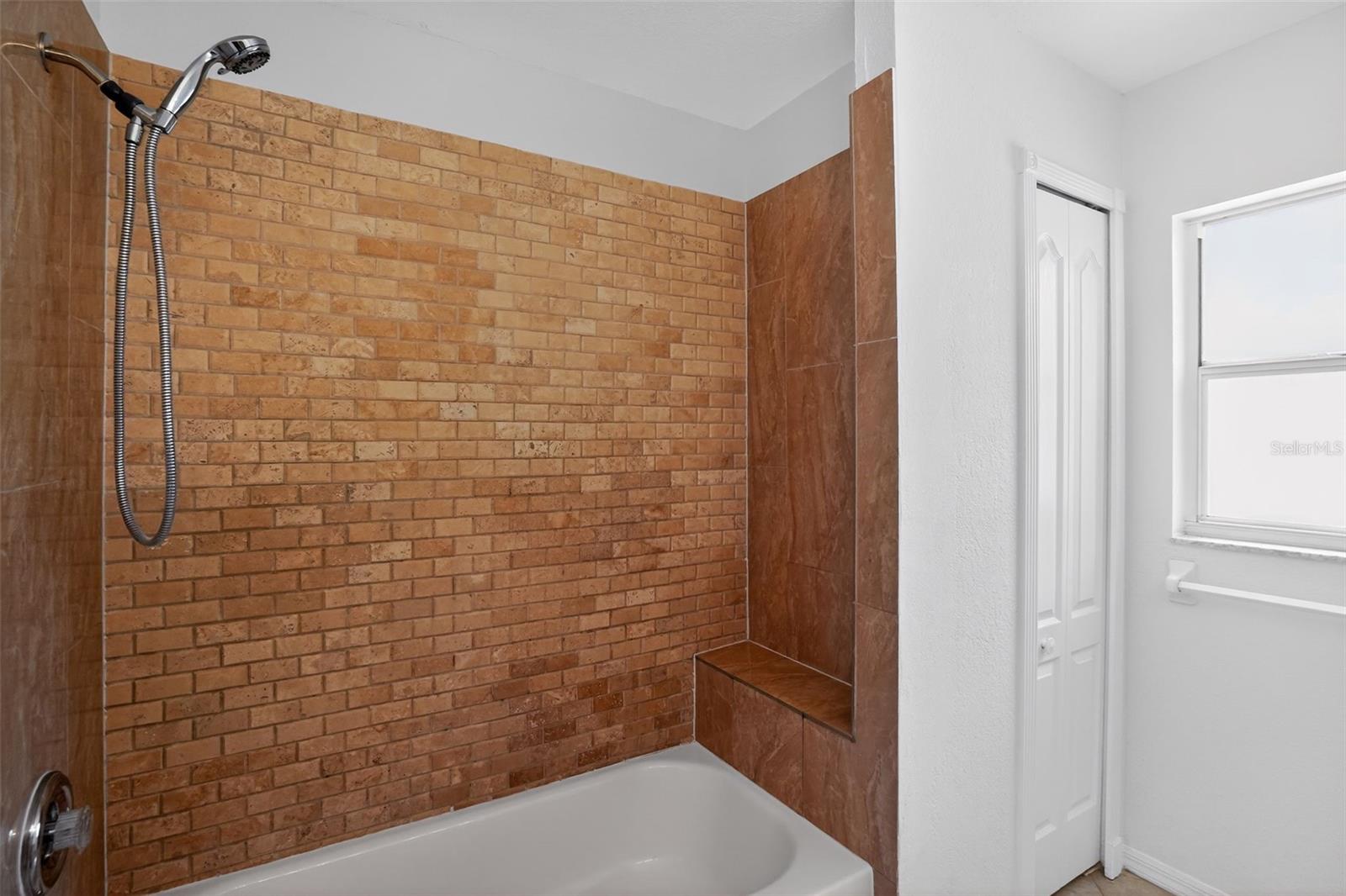 BLOOMINGDALE SEC P Q - Residential