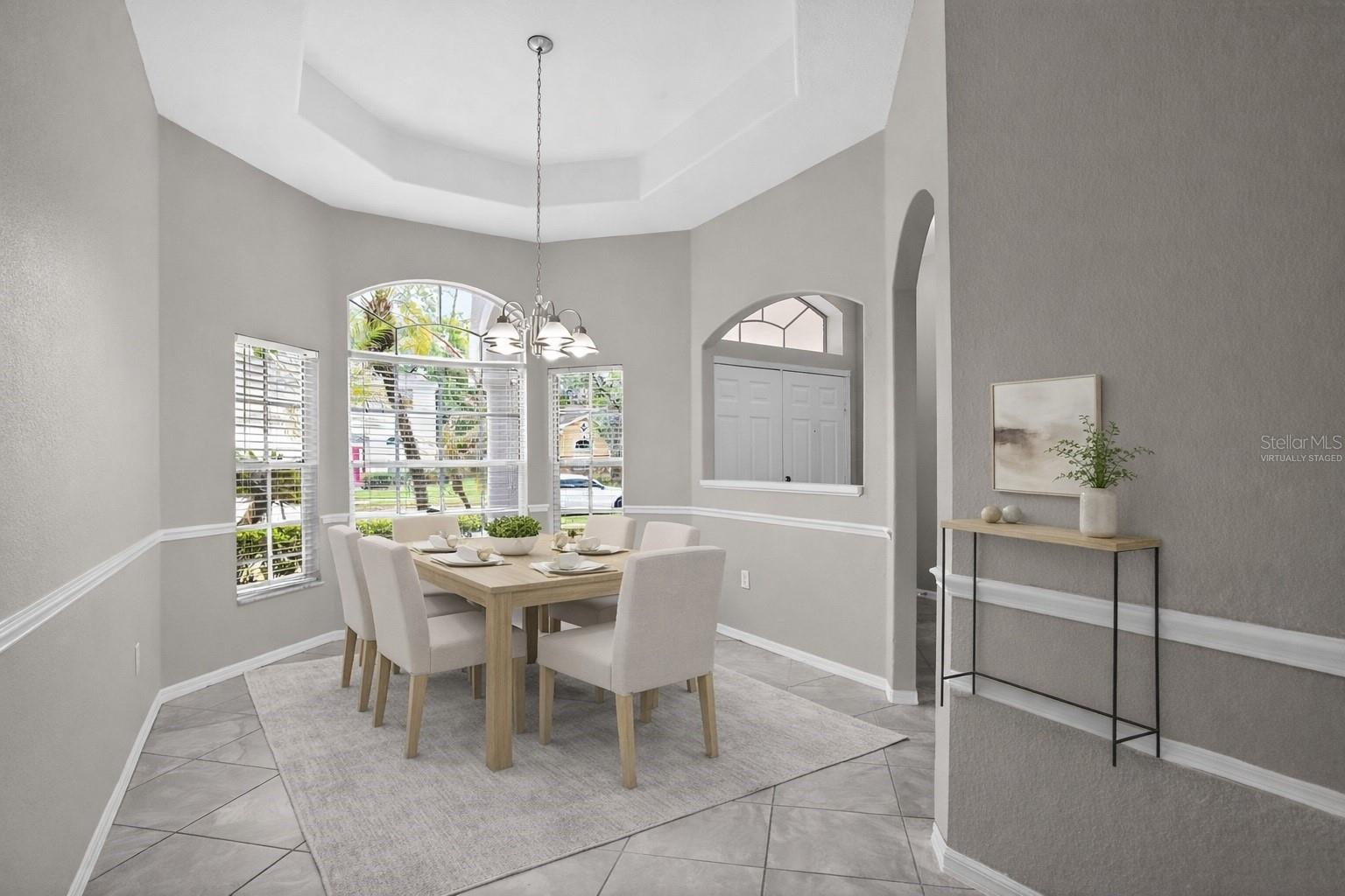 3725 HOLLOW WOOD DRIVE