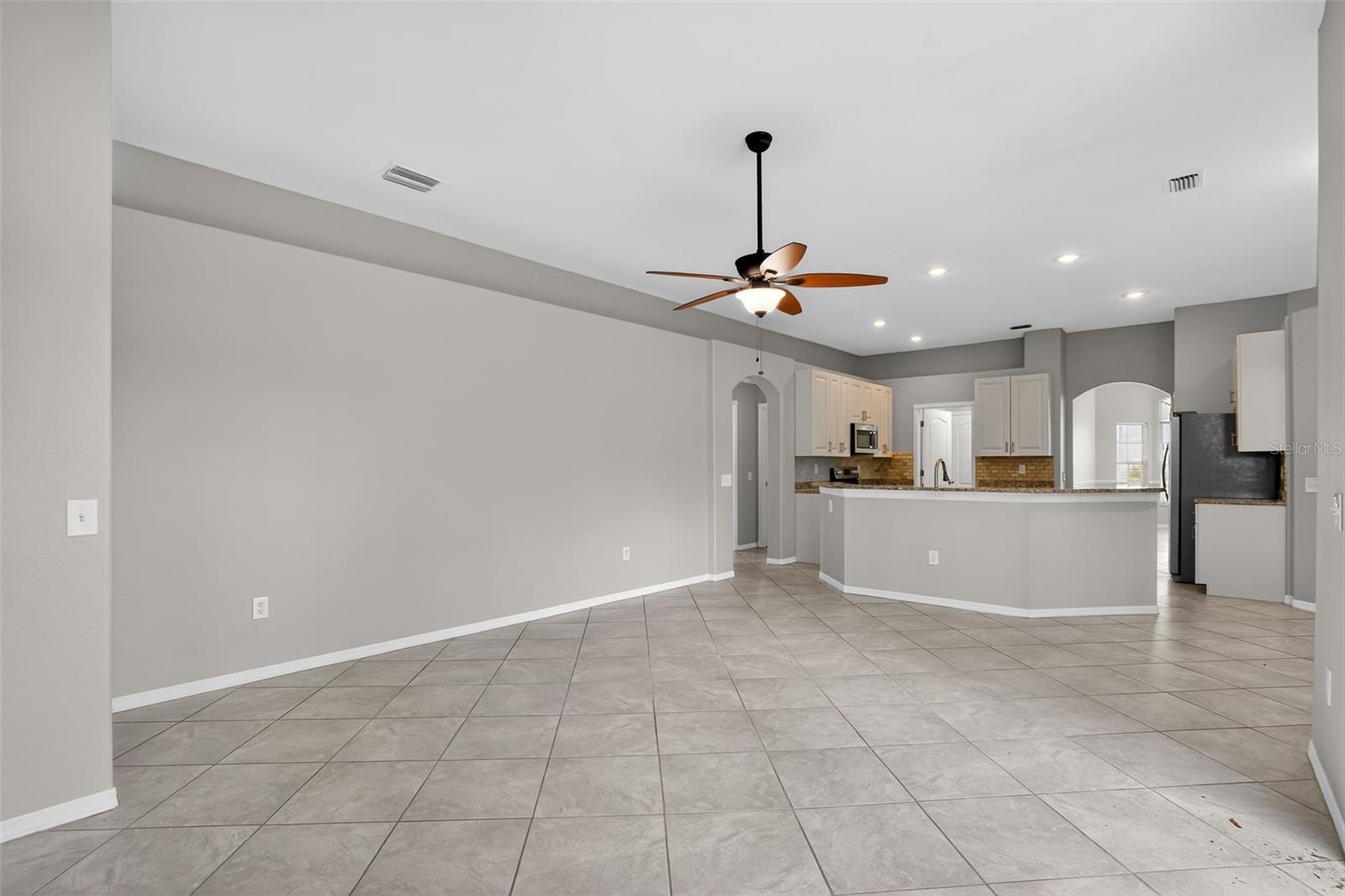 BLOOMINGDALE SEC P Q - Residential