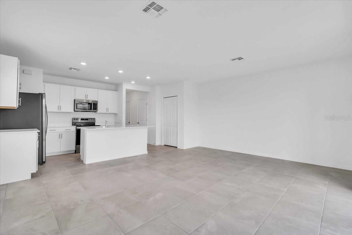 AURORA - Residential Lease