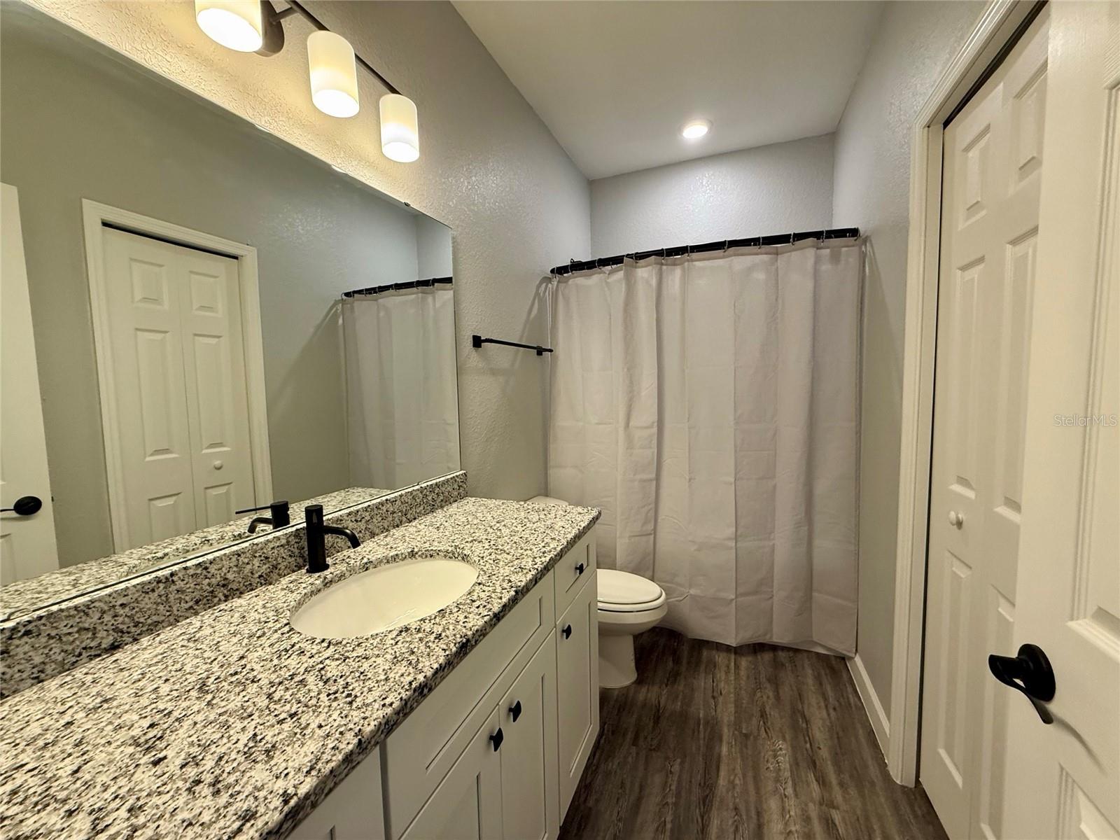 BOUNT & WHITLEDGE SUB - Residential Lease