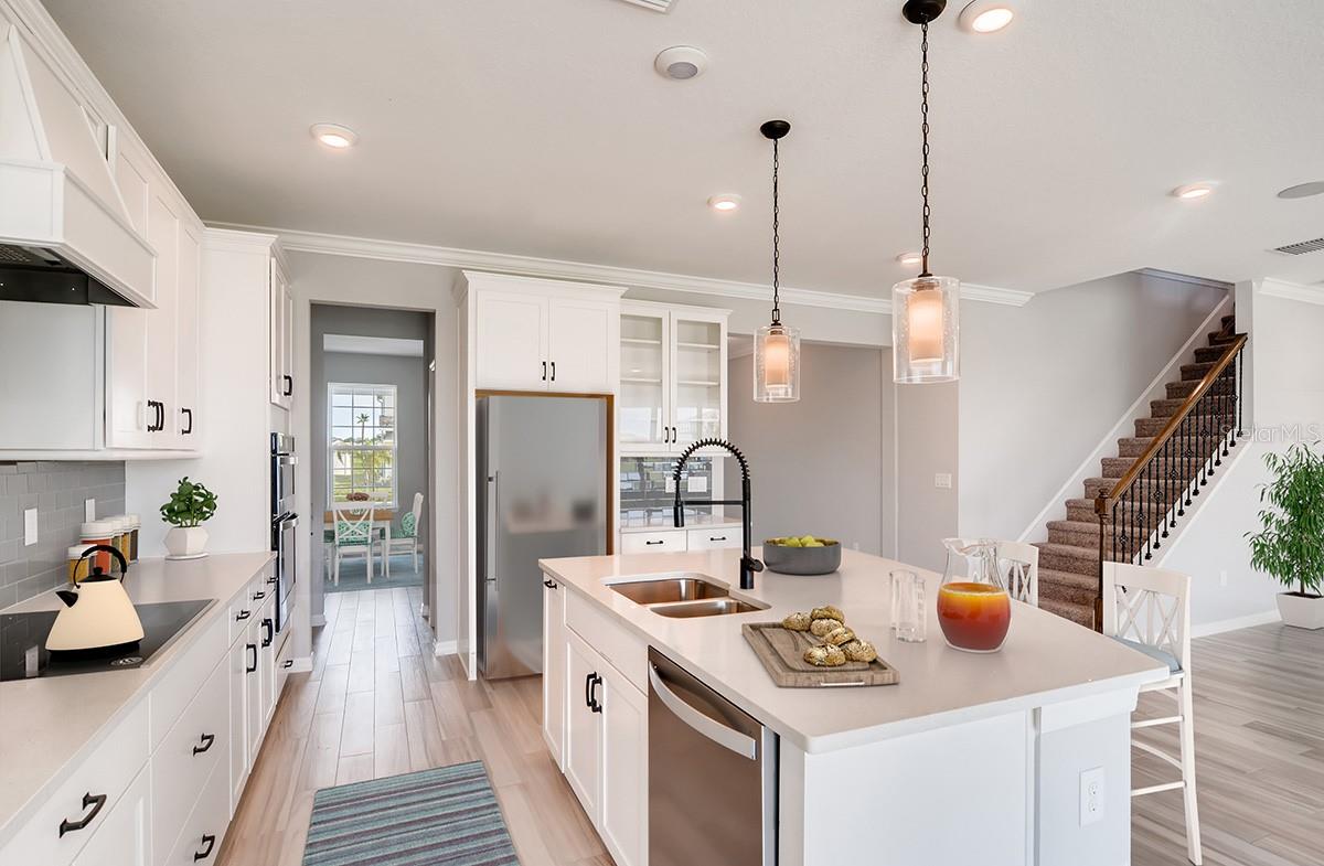 5171 MOCKINGBIRD SOUND COURT