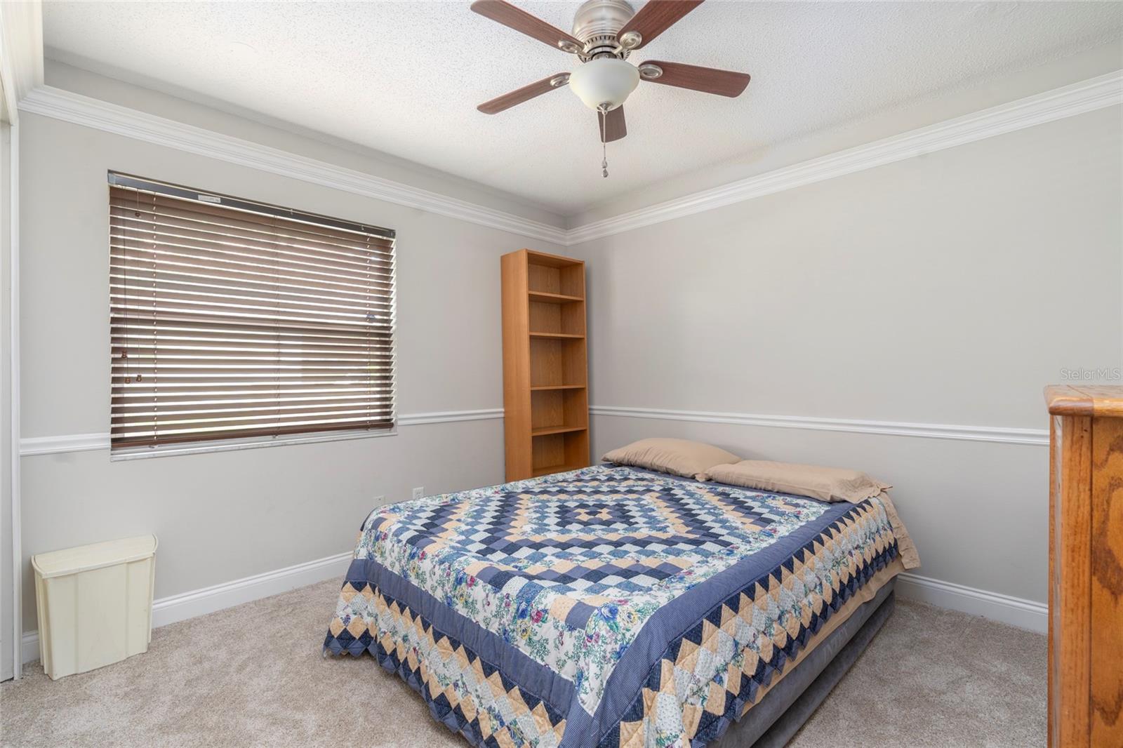 SUMMER LAKES - Residential