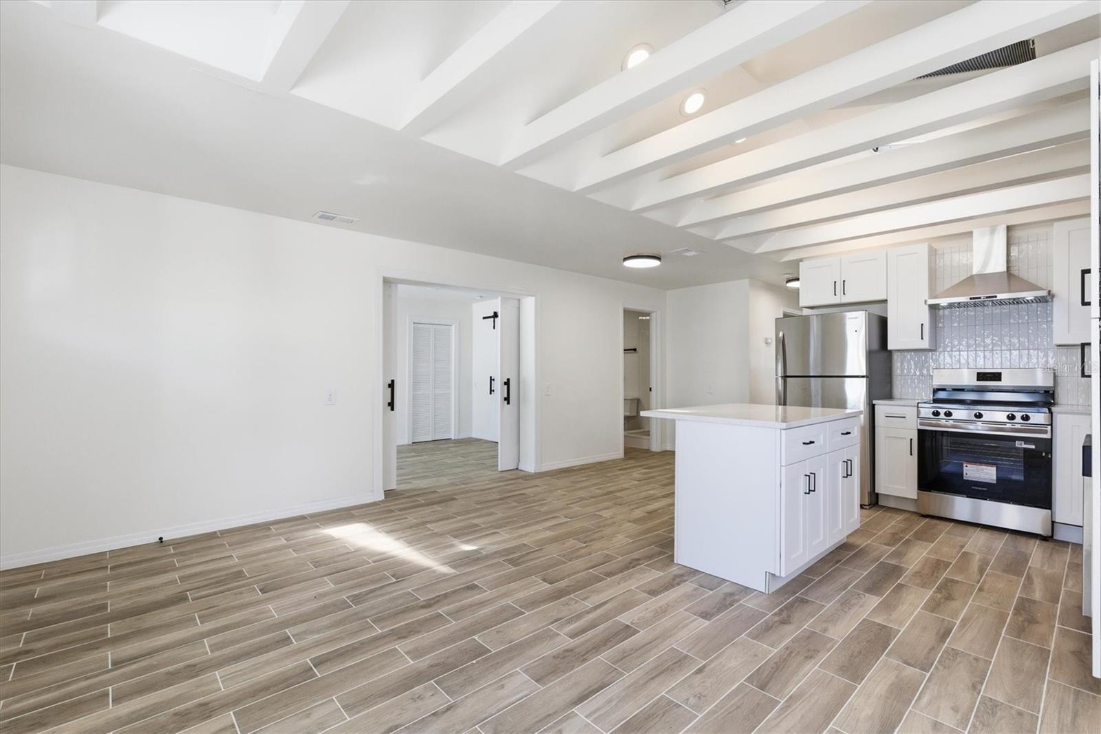 SHOREACRES CENTER - Residential