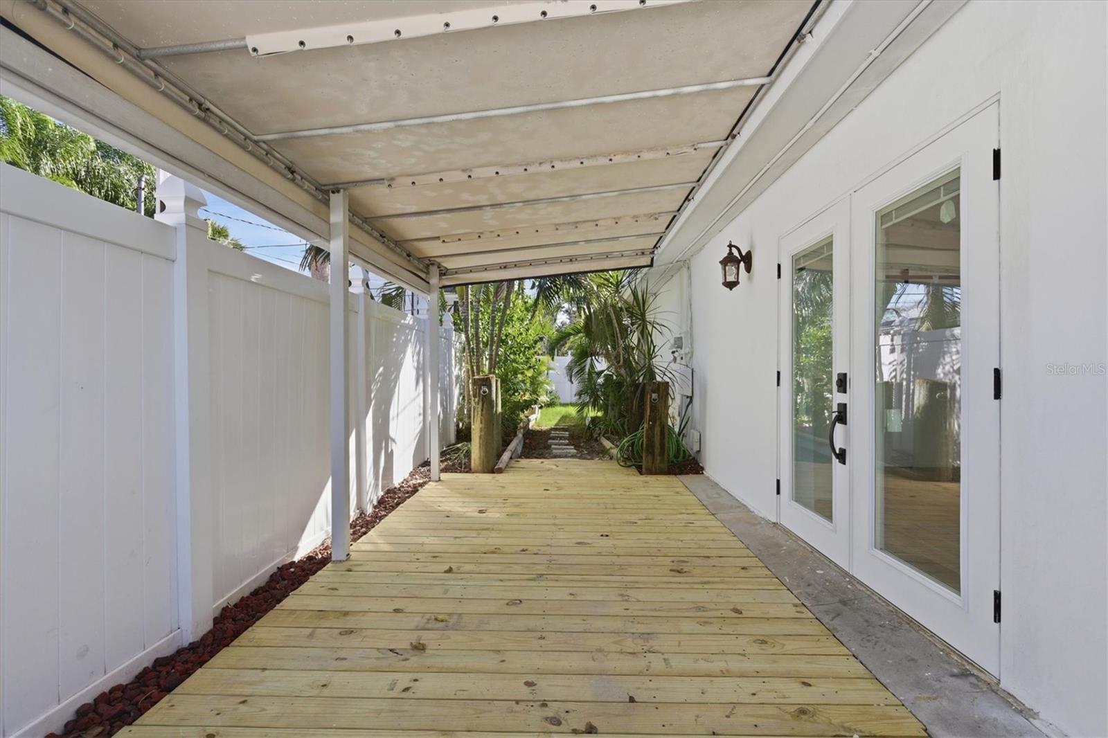 SHOREACRES CENTER - Residential