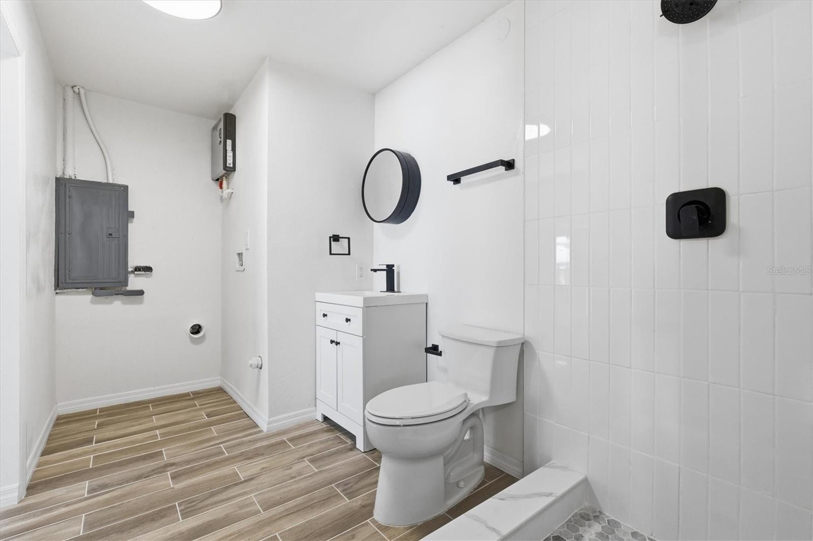 SHOREACRES CENTER - Residential