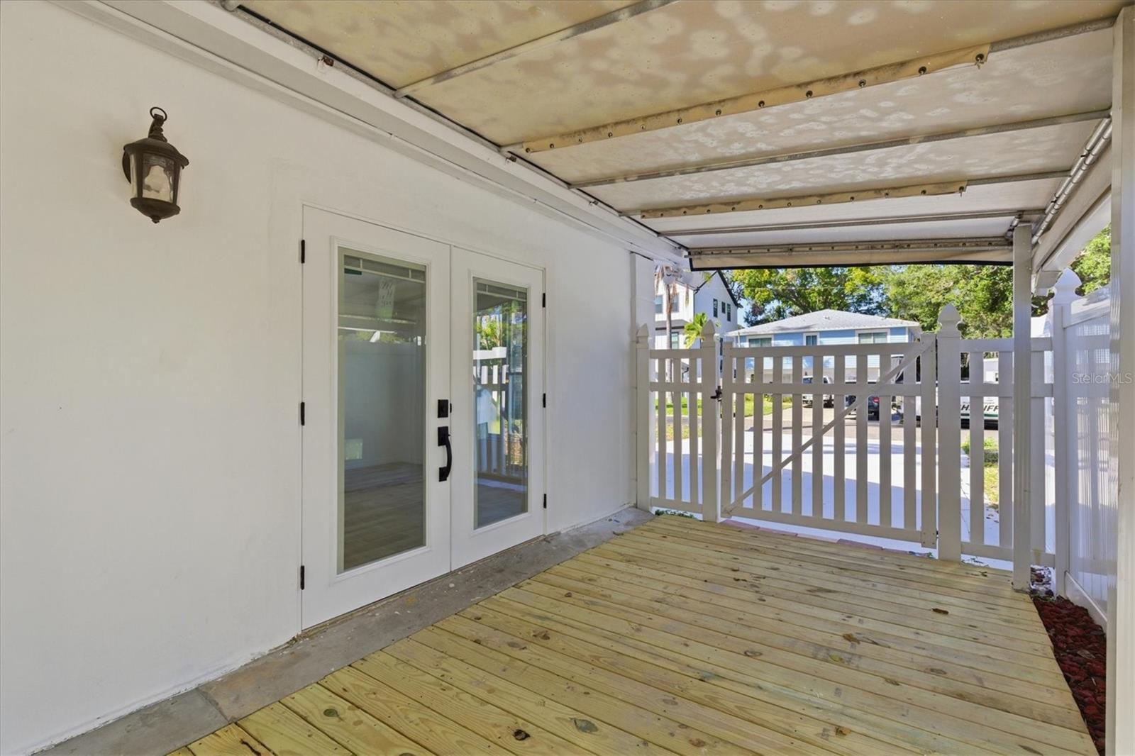 SHOREACRES CENTER - Residential