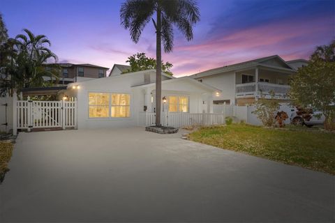 1734 MARYLAND AVENUE NE ST PETERSBURG FL 33703