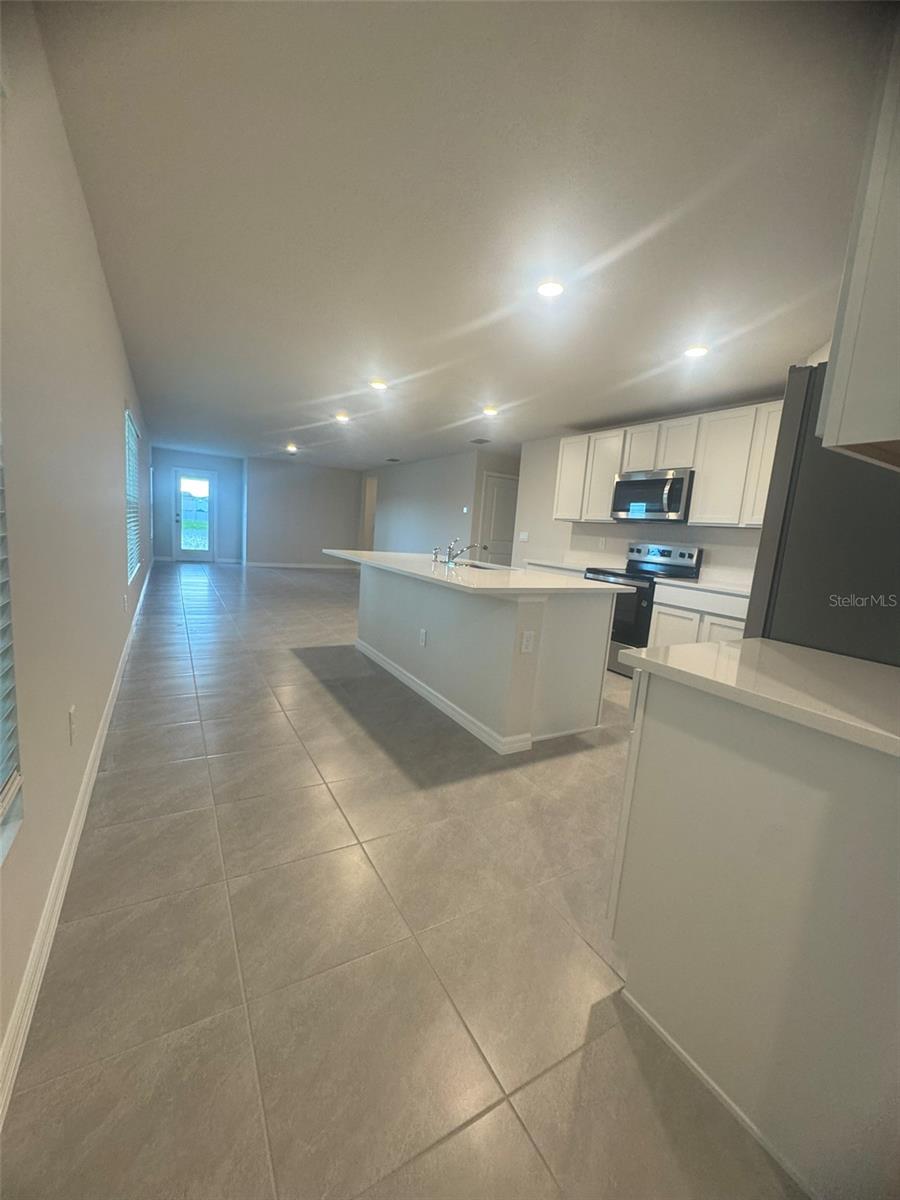 EVERGREEN PH II - Residential Lease