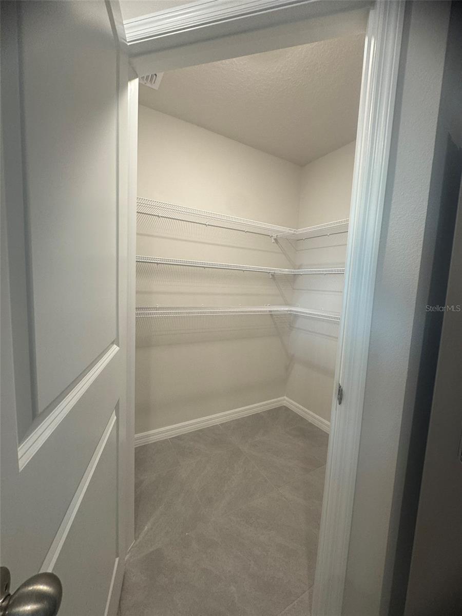 EVERGREEN PH II - Residential Lease