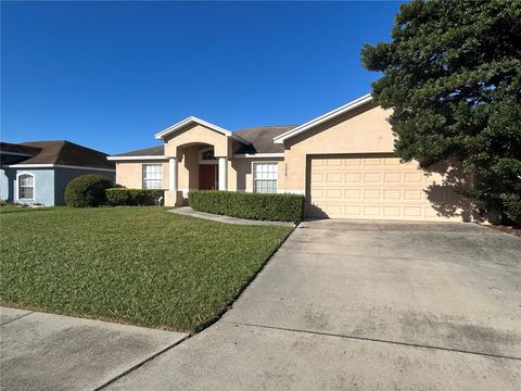 A home in LAKELAND