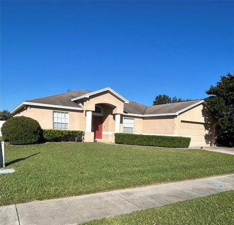 A home in LAKELAND