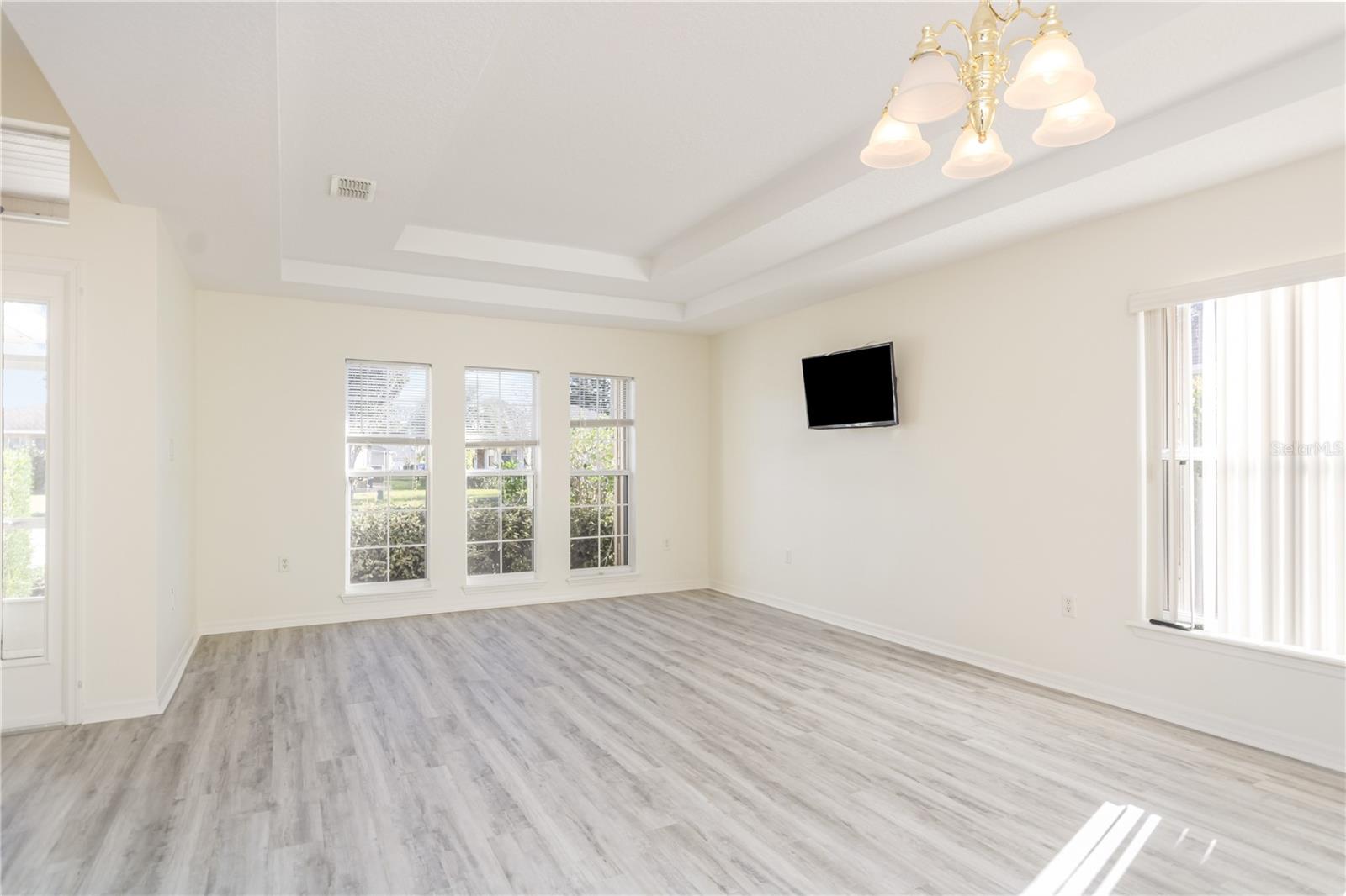 1529 LAKE VILLA DRIVE