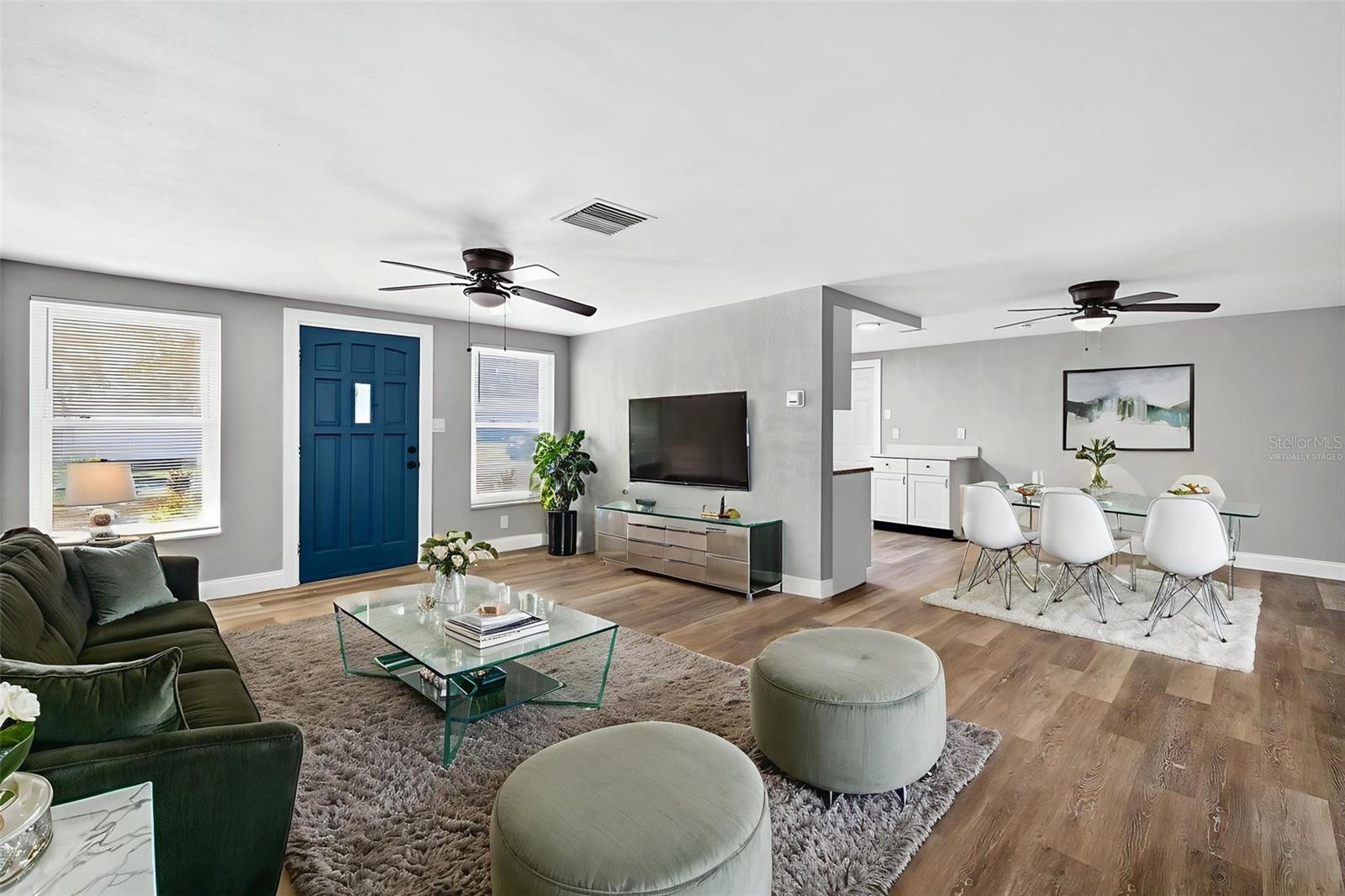 PALM TERRACE ESTATES - Residential