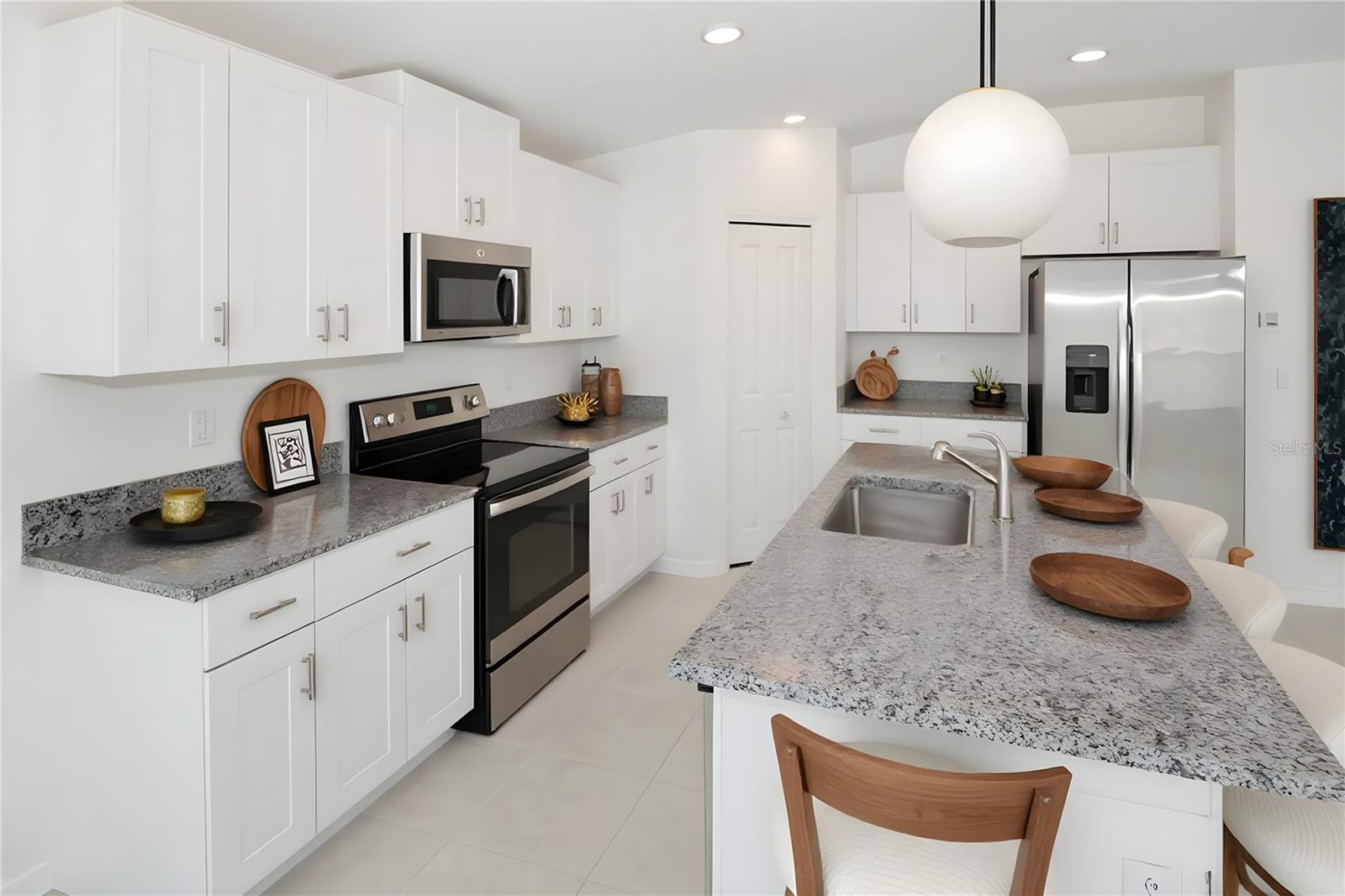 ABBOTT SQUARE PH 1B - Residential