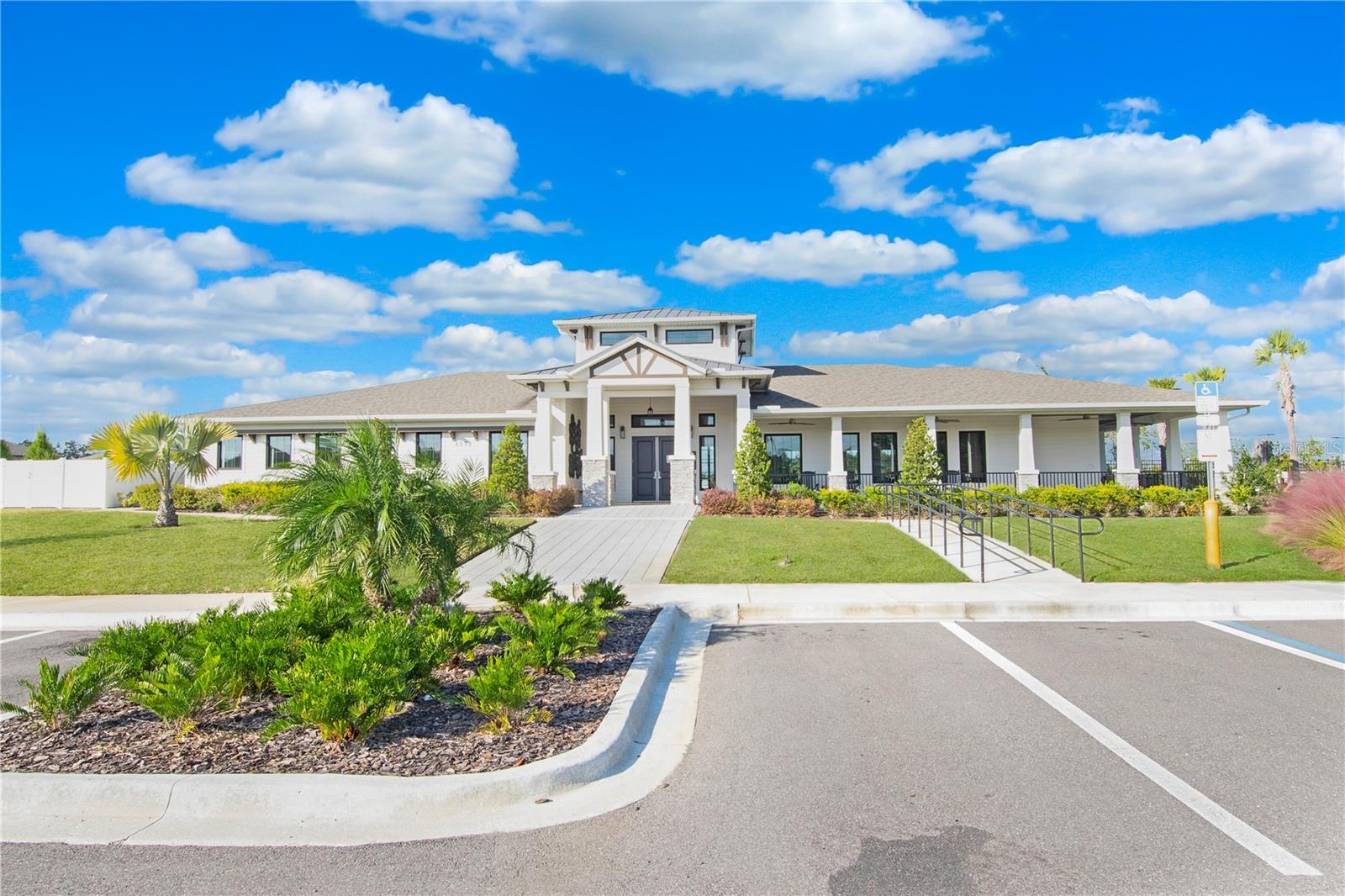 ABBOTT SQUARE PH 1B - Residential