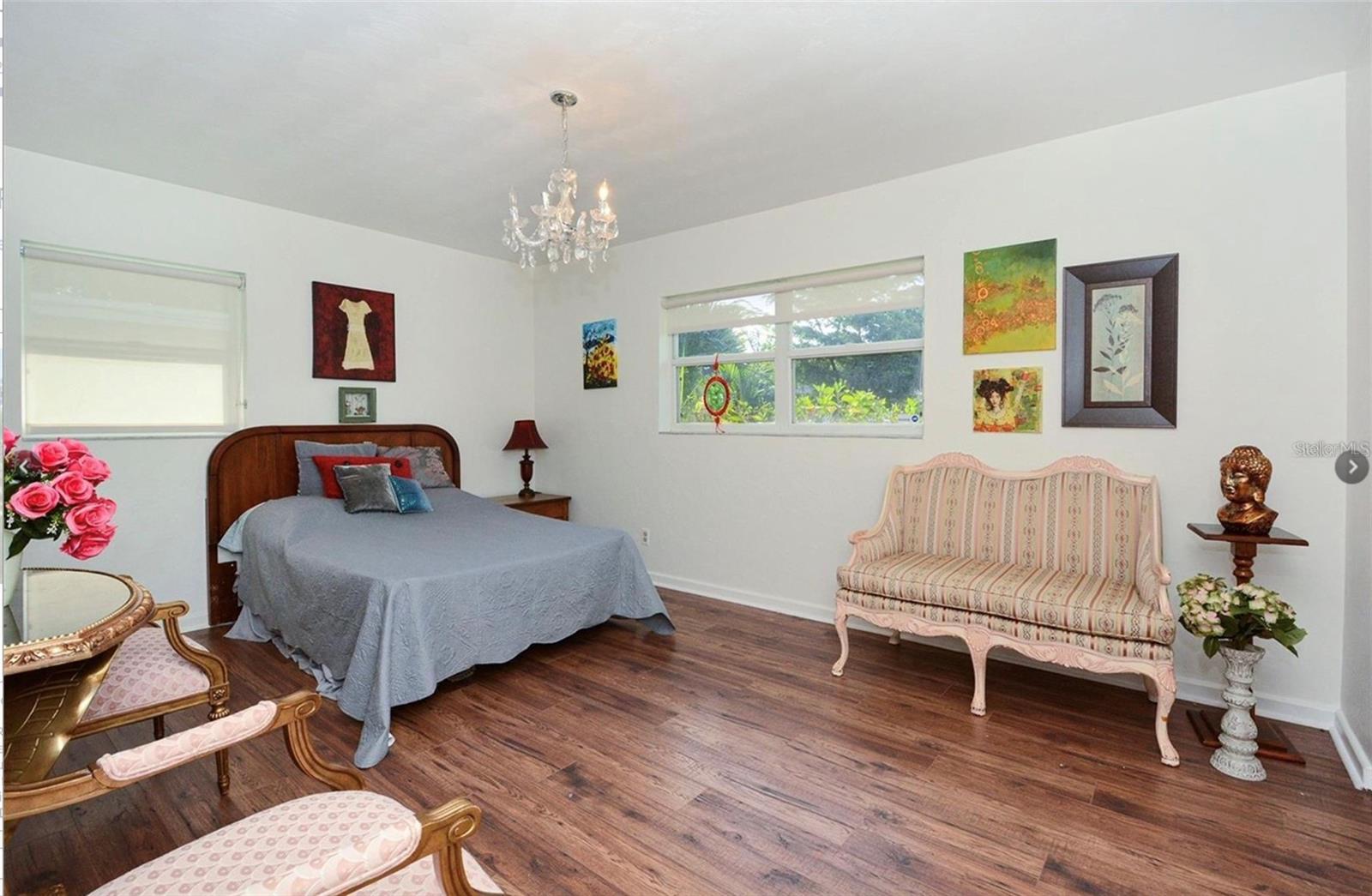 COCOANUT HEIGHTS - Residential Lease