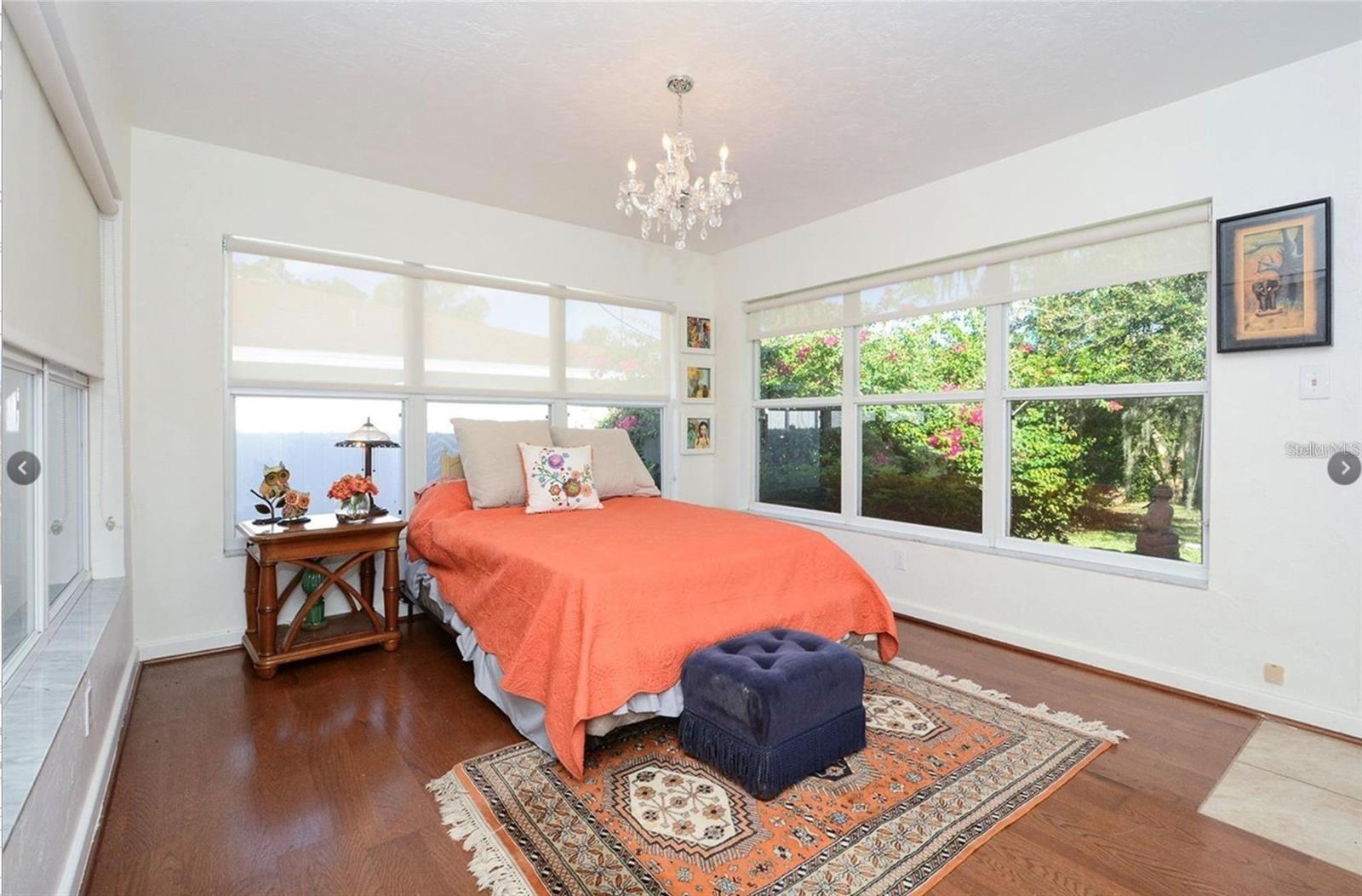 COCOANUT HEIGHTS - Residential Lease