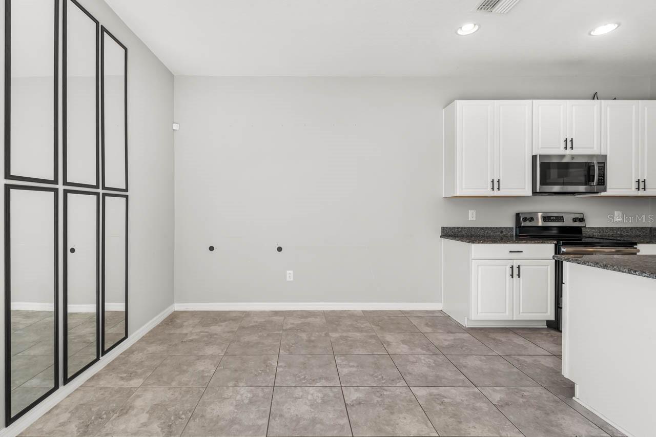 OAK CREEK PRCL 8 PH 1 - Residential