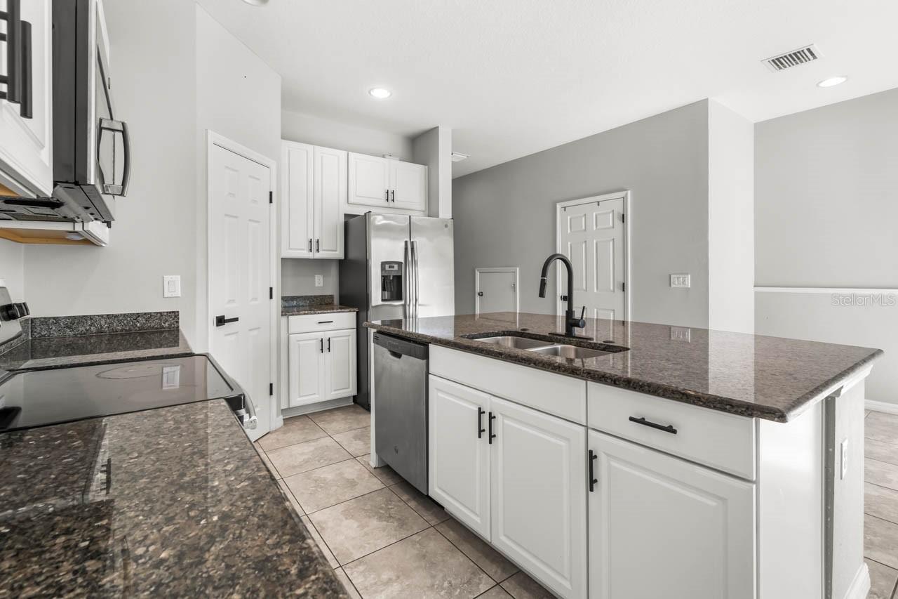 OAK CREEK PRCL 8 PH 1 - Residential