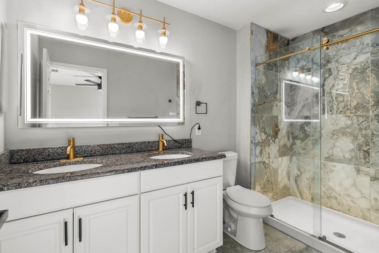 OAK CREEK PRCL 8 PH 1 - Residential