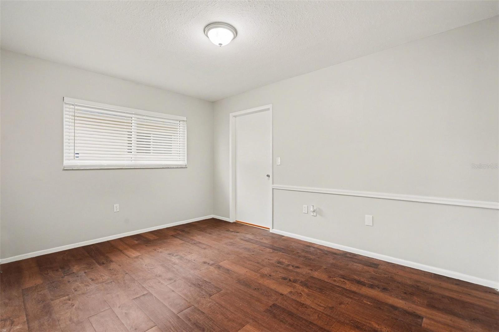 RAVENSWOOD VILLAGE - Residential