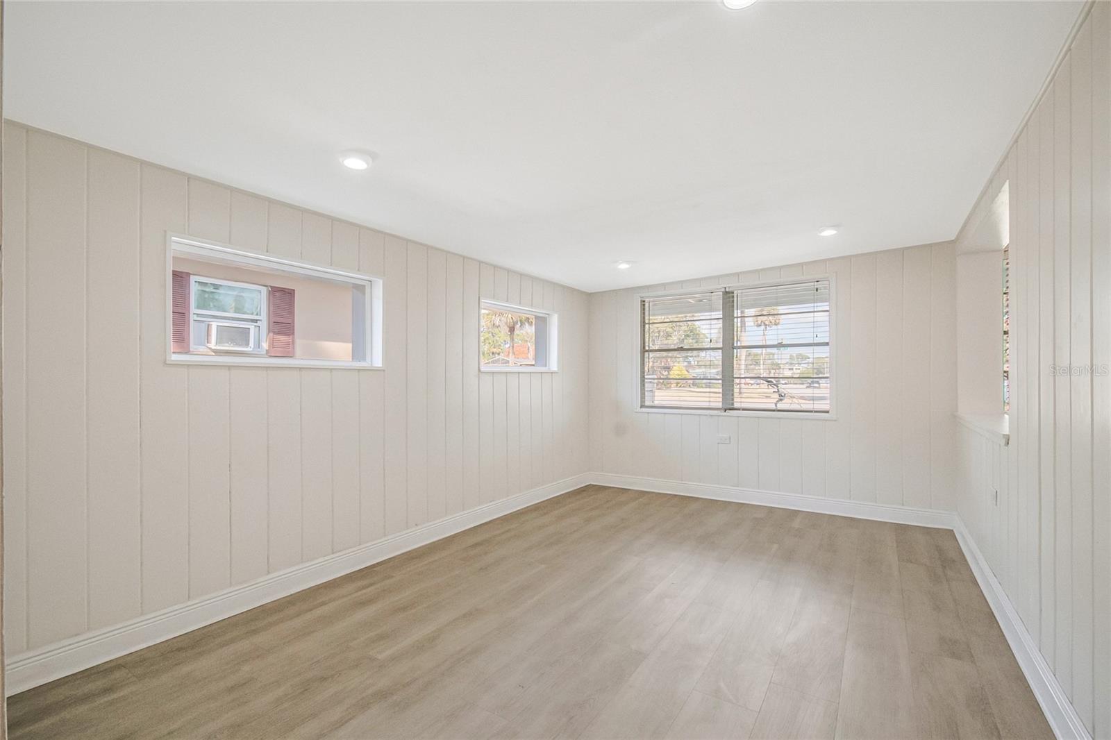 INDIAN RIVER SHORES SEC A - Residential