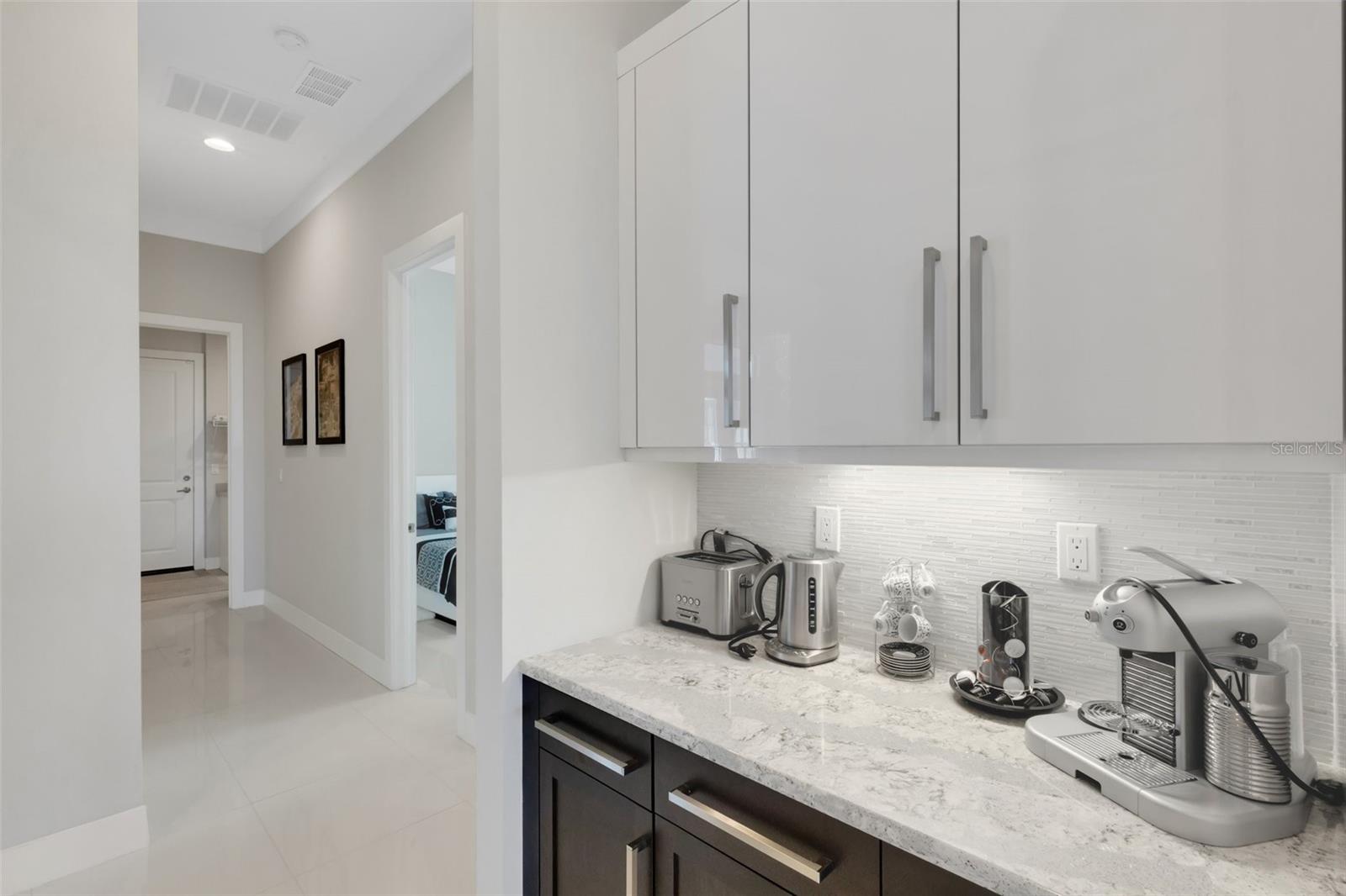 ARTISTRY PH 1A - Residential Lease