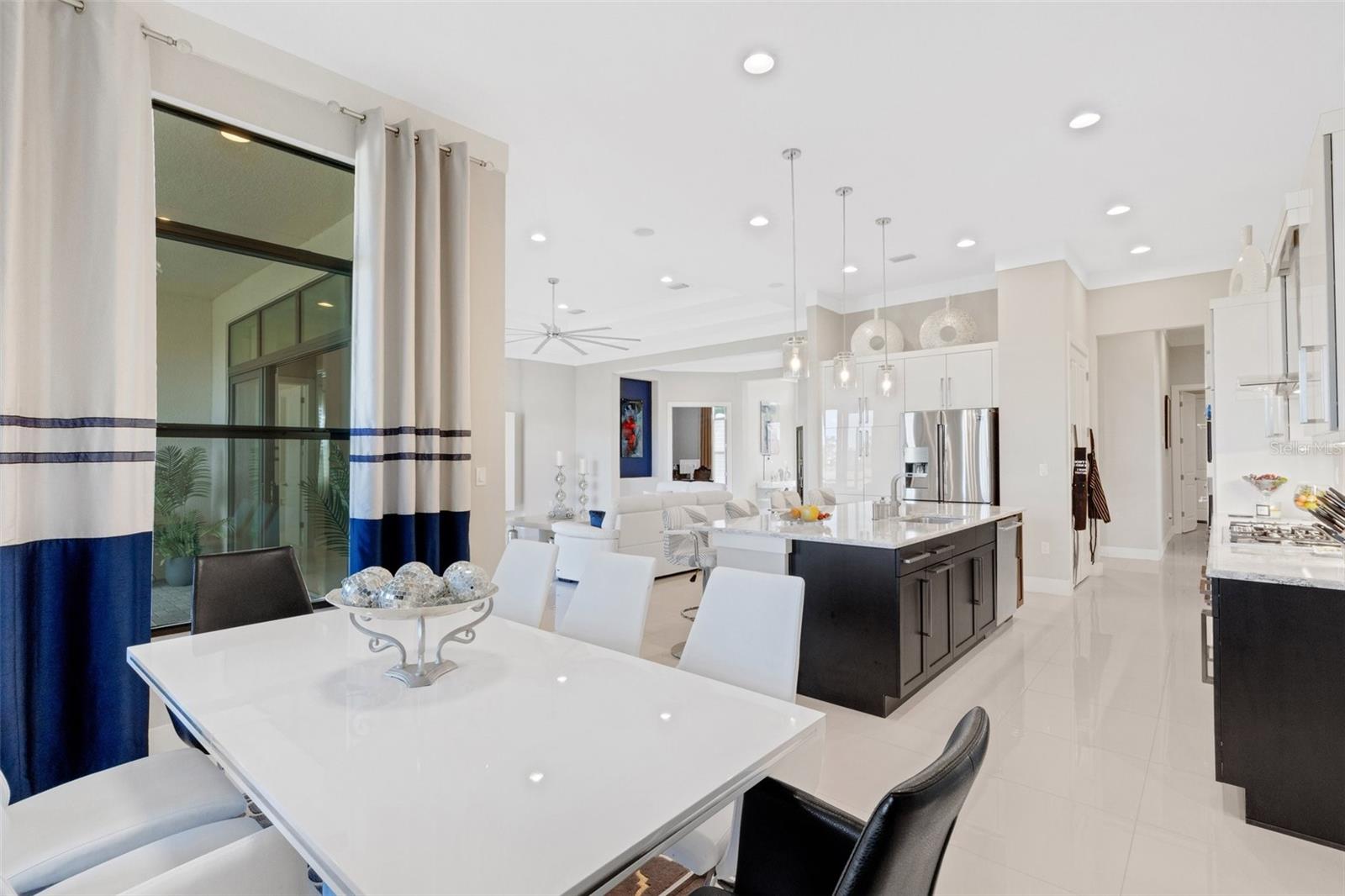 ARTISTRY PH 1A - Residential Lease