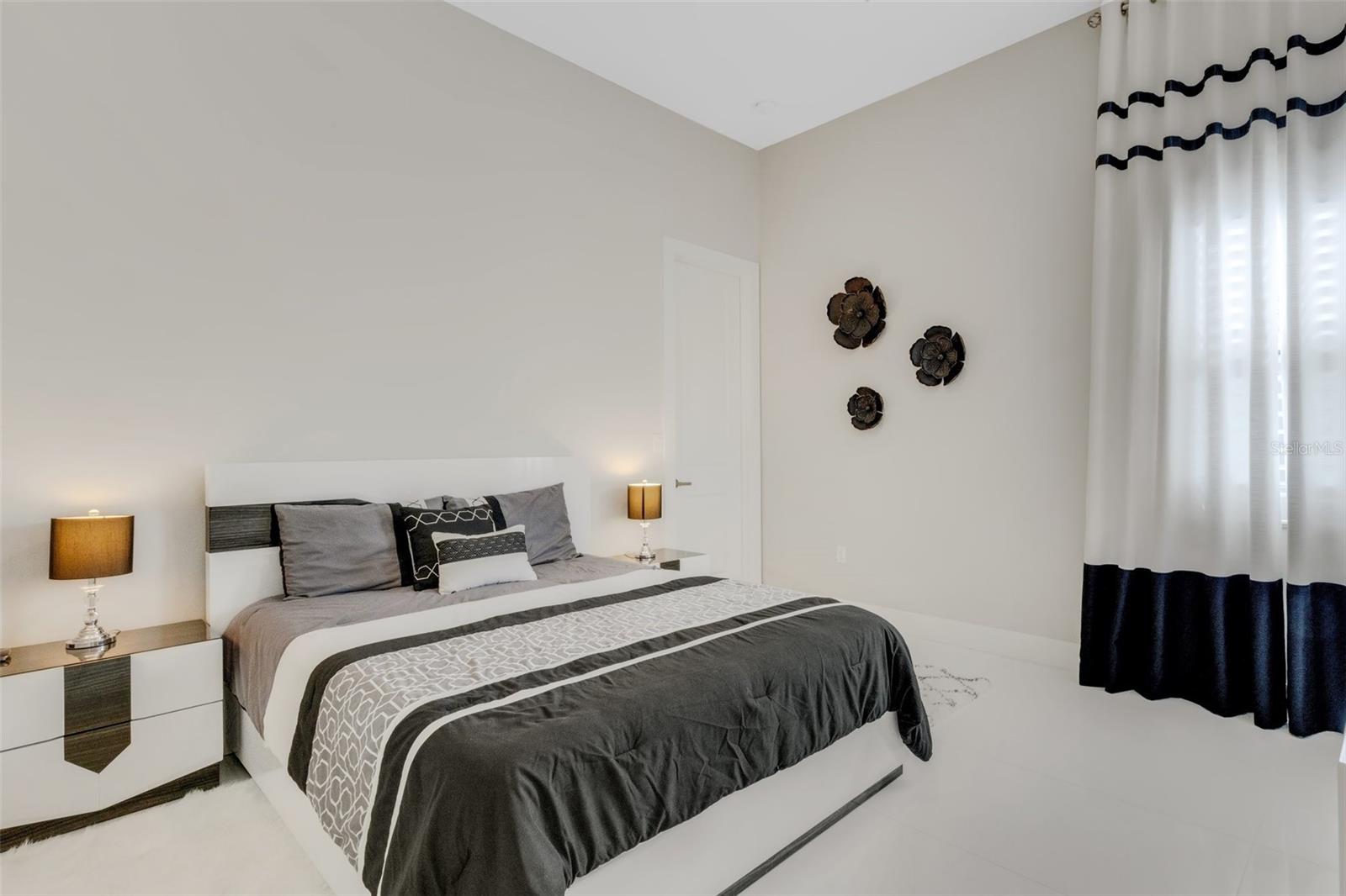 ARTISTRY PH 1A - Residential Lease