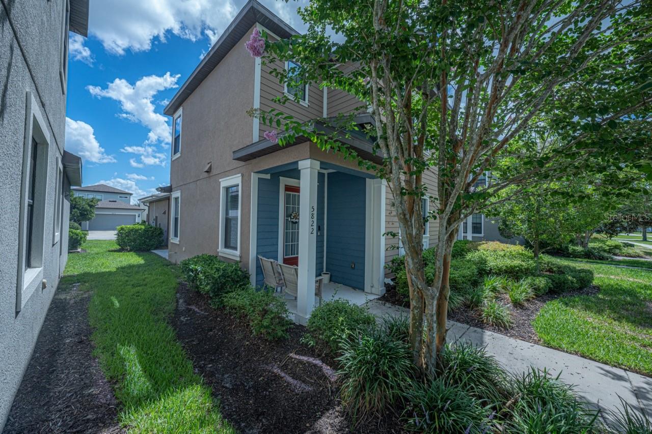 Photo 4 of 41 of 5822 CIRCA FISHHAWK BOULEVARD townhome