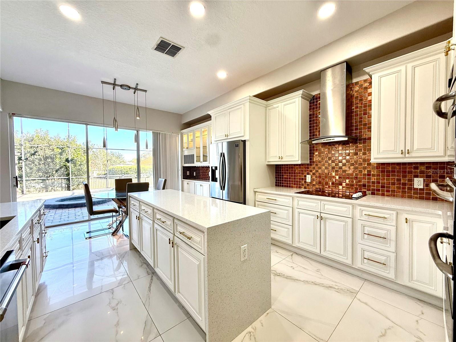 9060 HERITAGE BAY CIRCLE