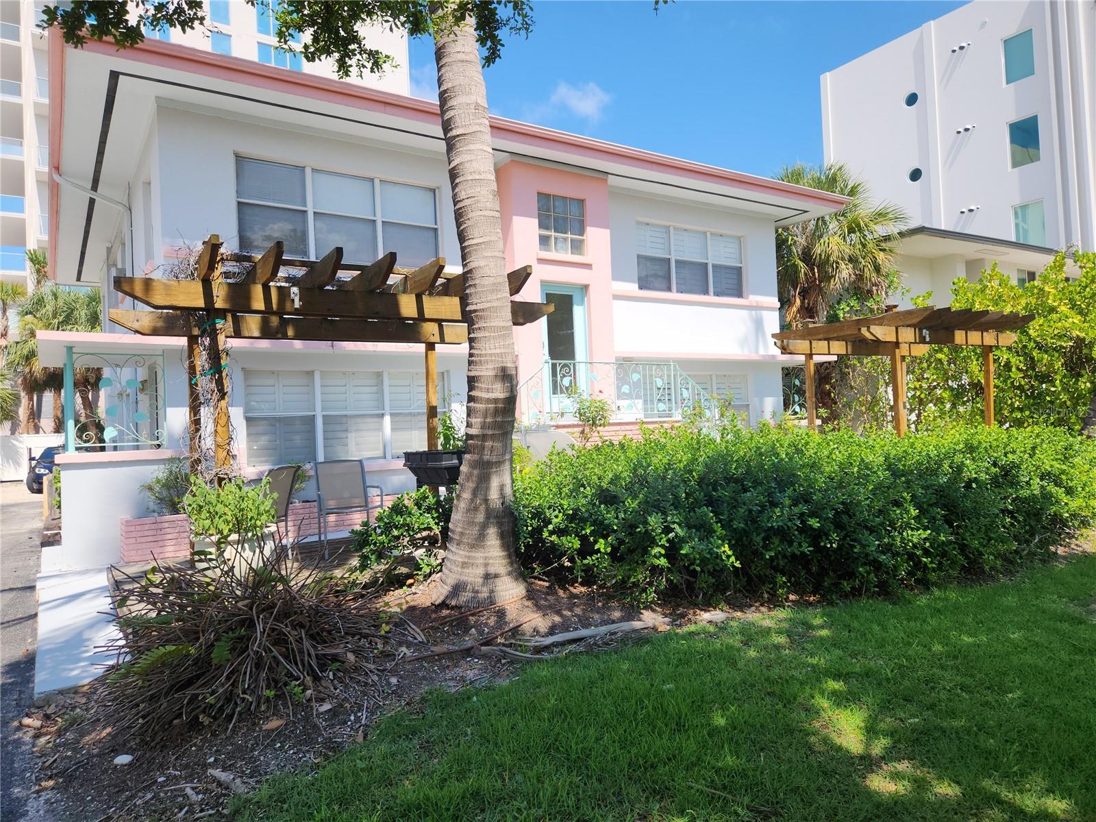 GOLDEN GATE POINT - Residential Lease