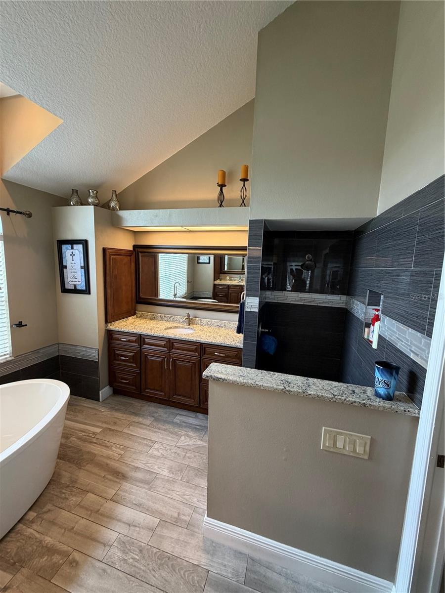 TRINITY OAKS INCREMENT M NORTH - Residential