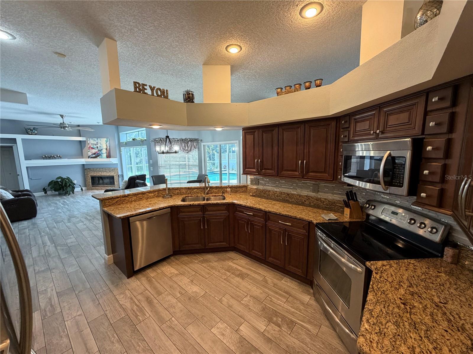 TRINITY OAKS INCREMENT M NORTH - Residential